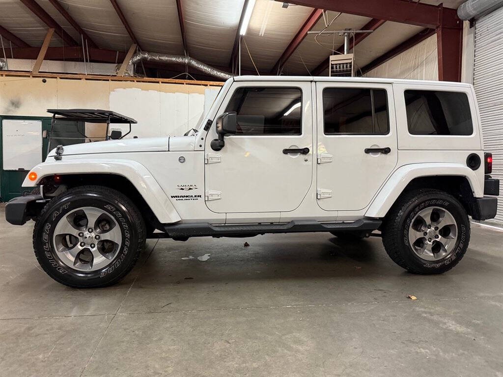 2016 Jeep Wrangler Unlimited Image 12
