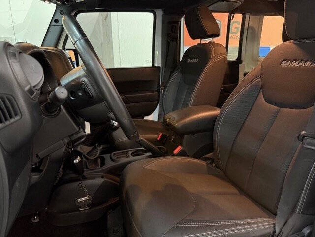 2016 Jeep Wrangler Unlimited Image 13
