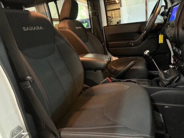 2016 Jeep Wrangler Unlimited Image 16