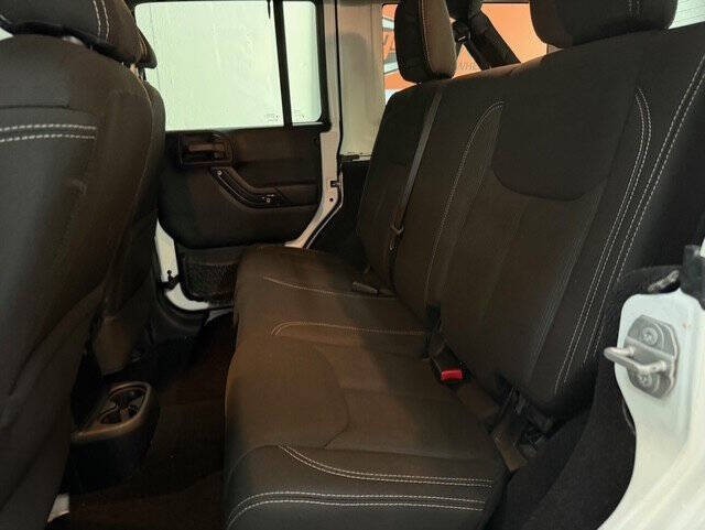 2016 Jeep Wrangler Unlimited Image 19
