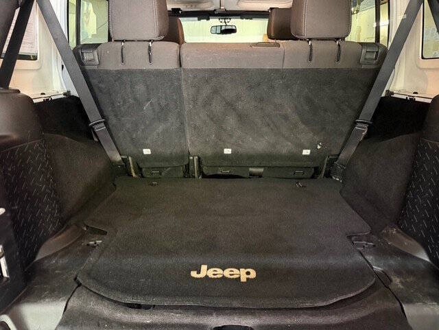 2016 Jeep Wrangler Unlimited Image 21