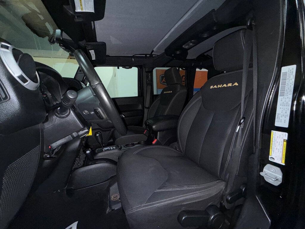 2015 Jeep Wrangler Unlimited Image 9