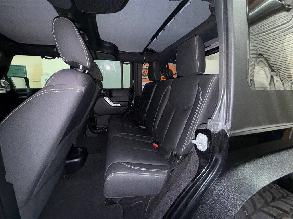 2015 Jeep Wrangler Unlimited Image 10