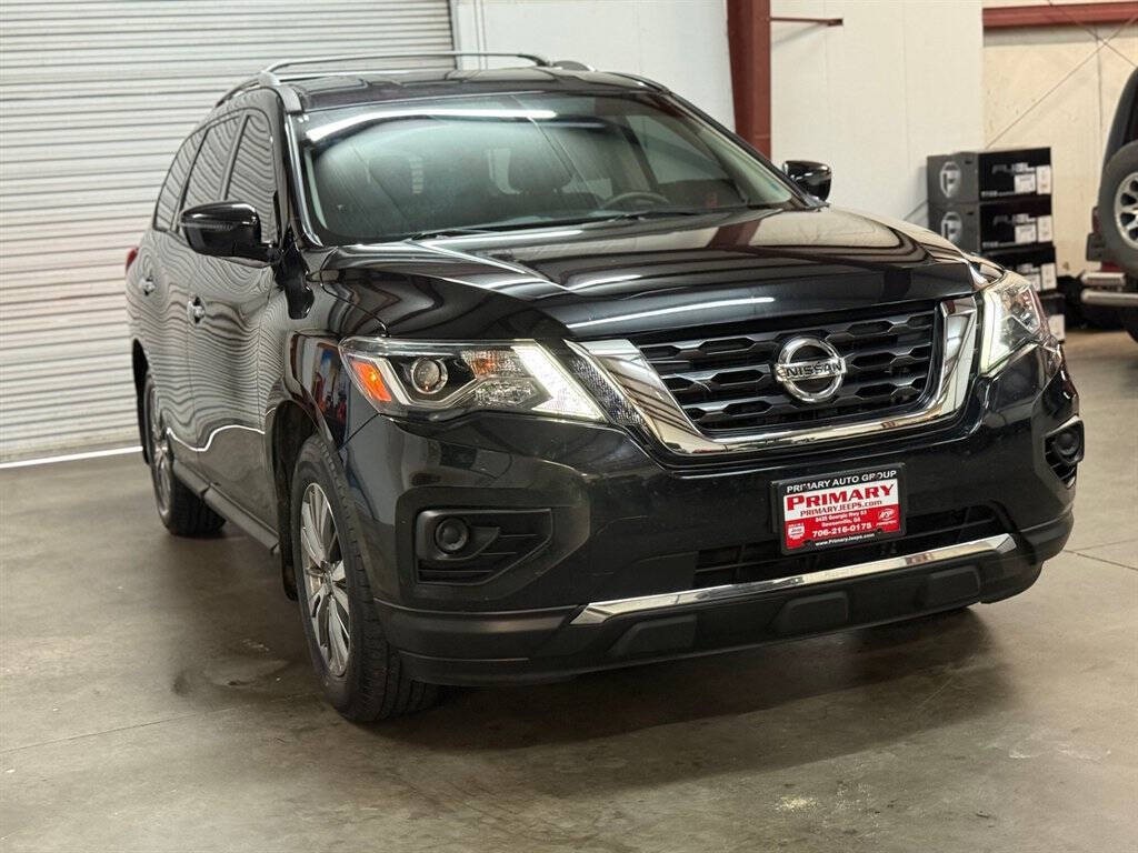 2020 Nissan Pathfinder Image 2