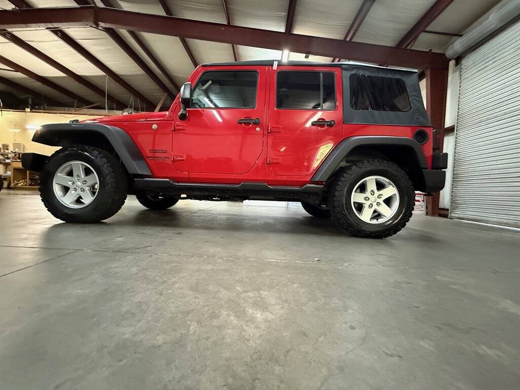 2016 Jeep Wrangler Unlimited Image 5