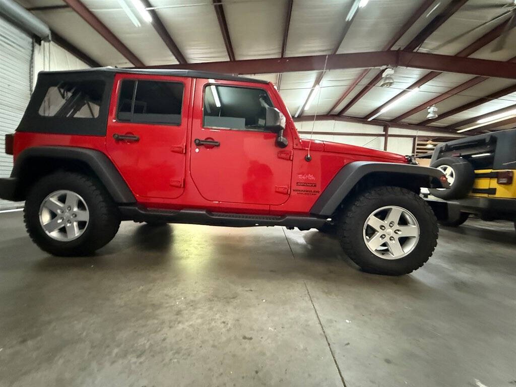 2016 Jeep Wrangler Unlimited Image 8