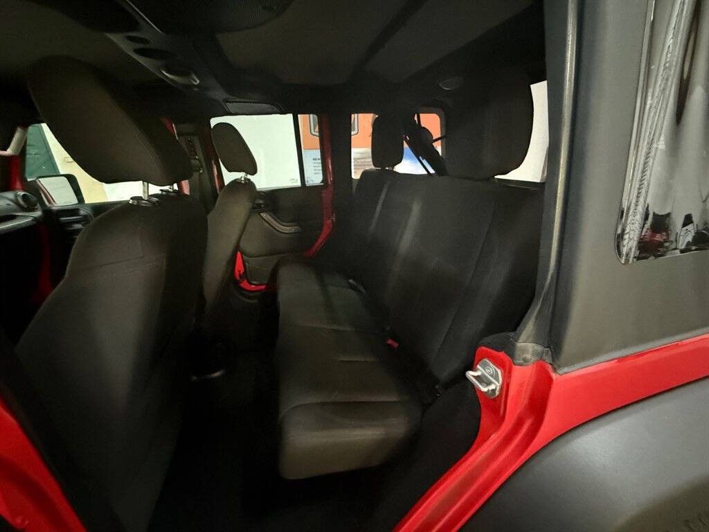 2016 Jeep Wrangler Unlimited Image 11