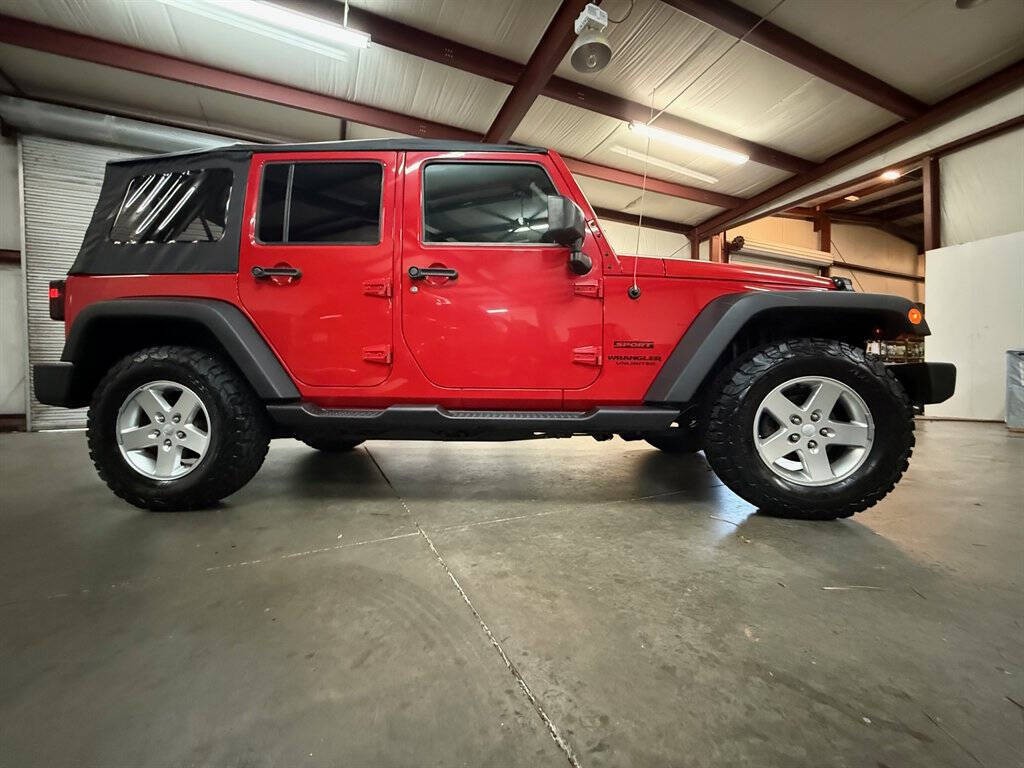 2016 Jeep Wrangler Unlimited Image 6