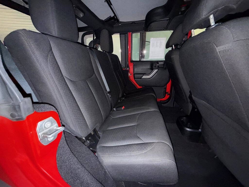 2016 Jeep Wrangler Unlimited Image 13