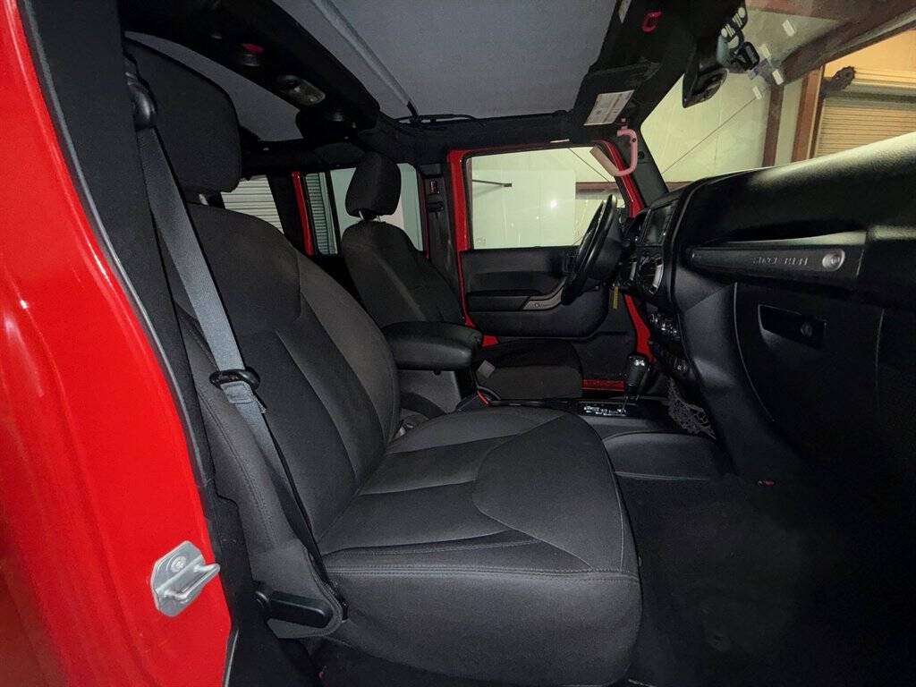 2016 Jeep Wrangler Unlimited Image 14