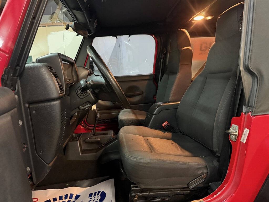 2006 Jeep Wrangler Image 12