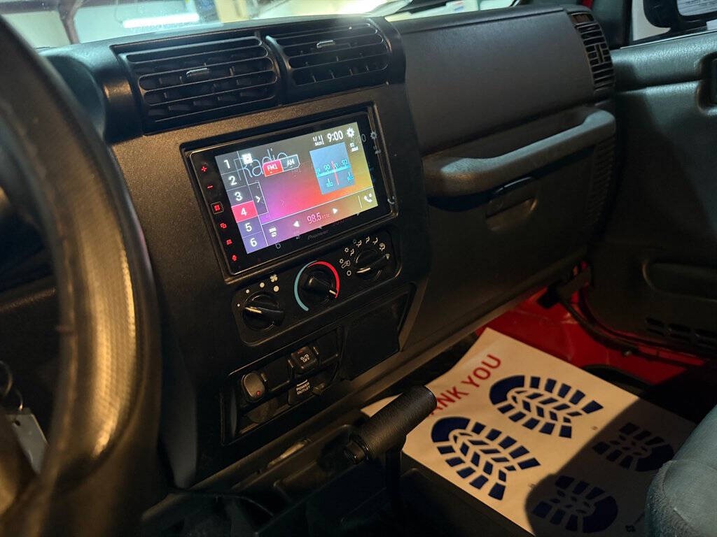 2006 Jeep Wrangler Image 13