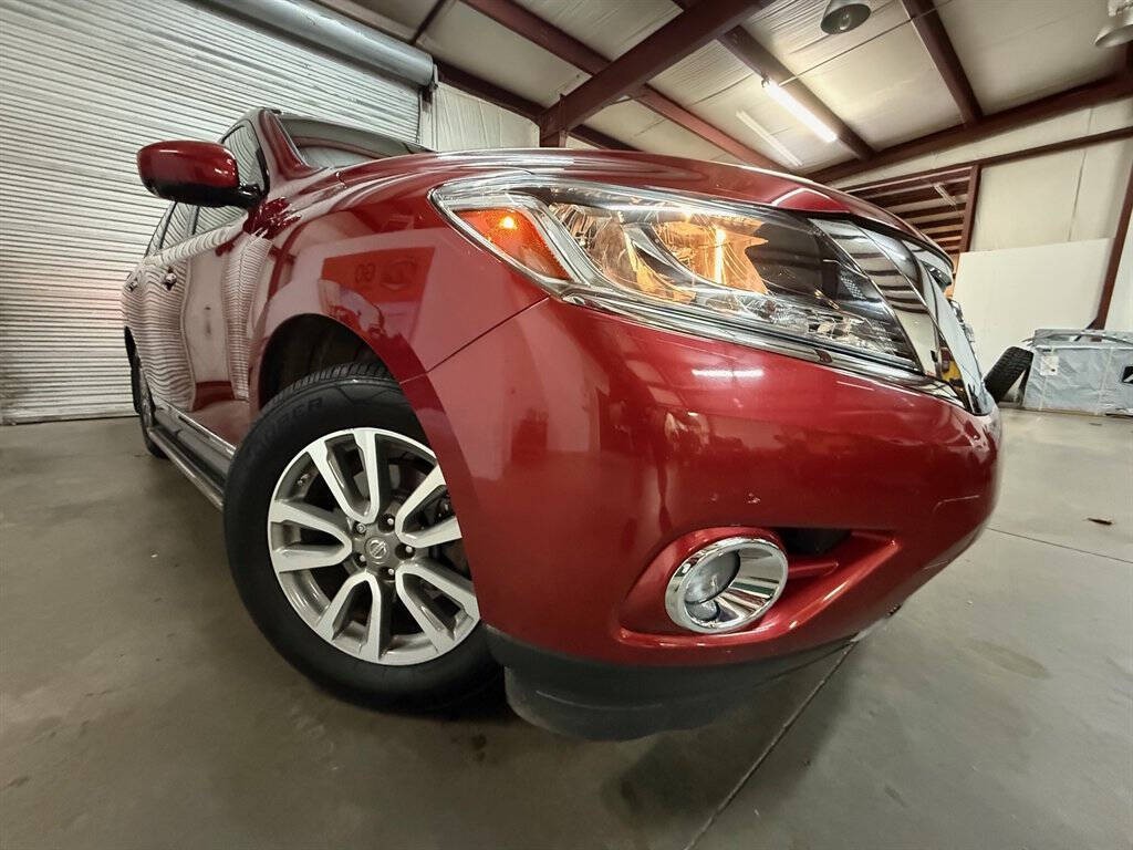 2016 Nissan Pathfinder Image 5