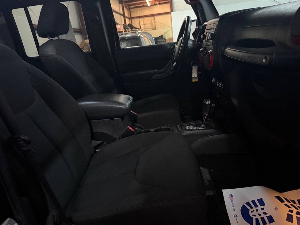 2015 Jeep Wrangler Unlimited Image 13