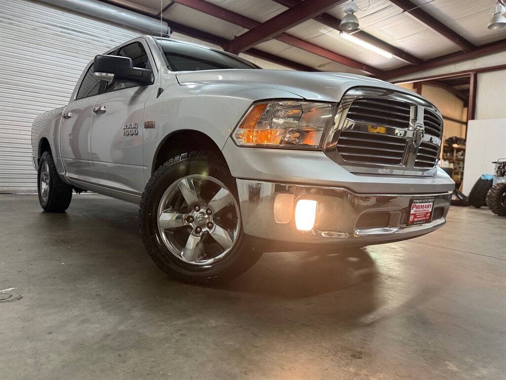 2015 RAM 1500 Image 3