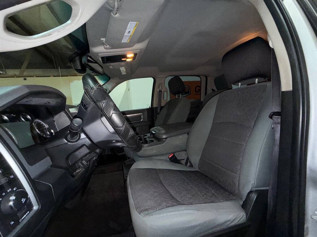2015 RAM 1500 Image 11