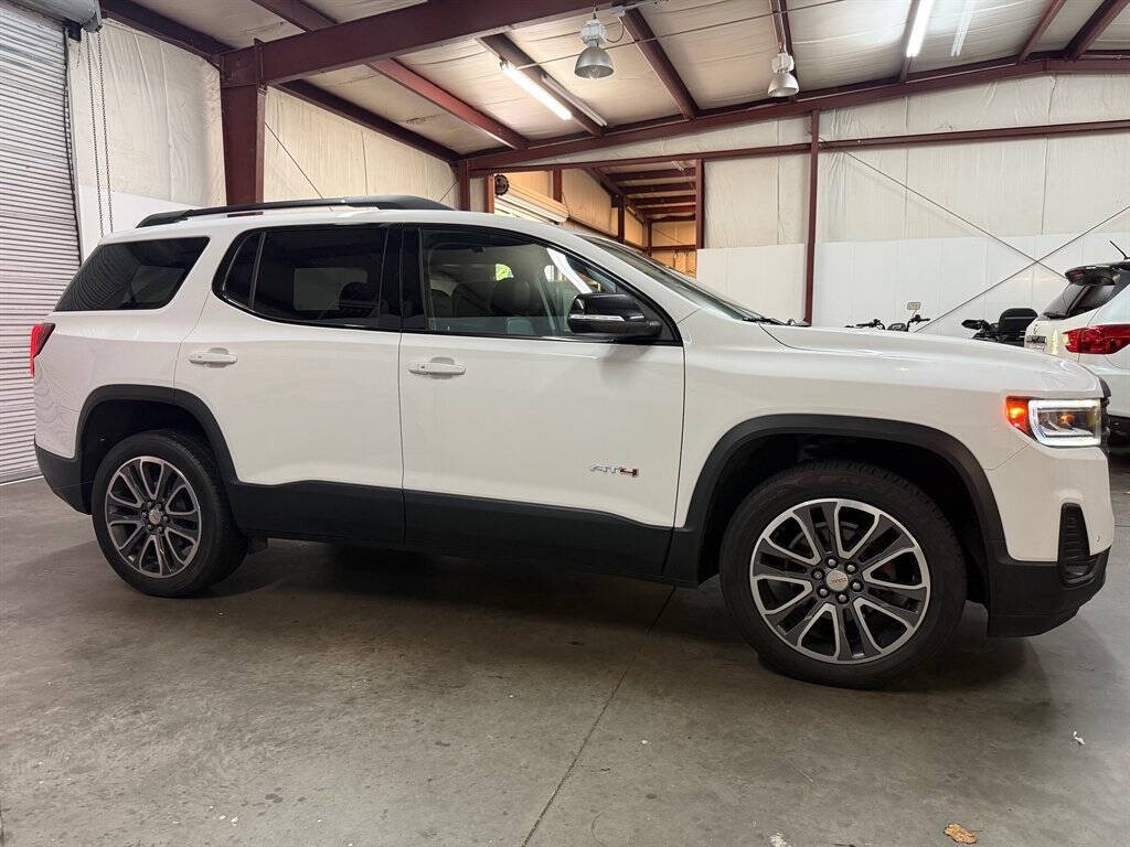 2020 GMC Acadia Image 10