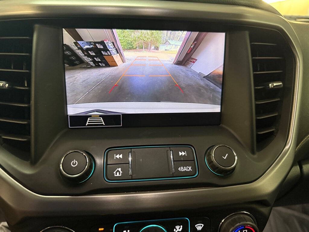 2020 GMC Acadia Image 17