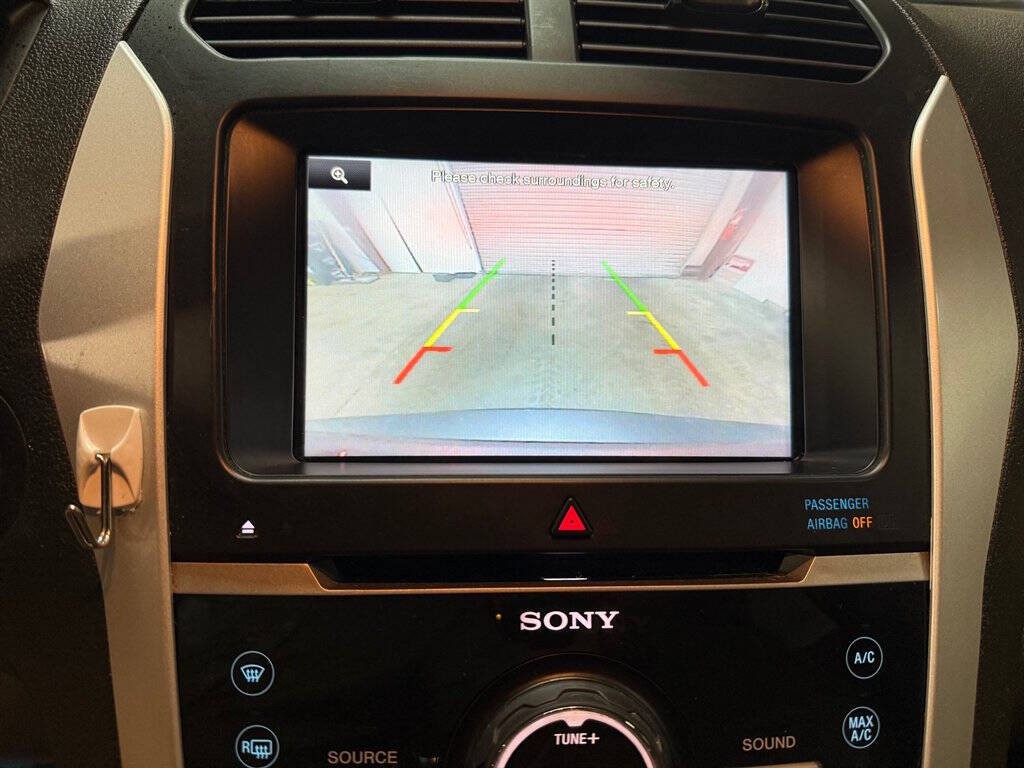 2015 Ford Explorer Image 13