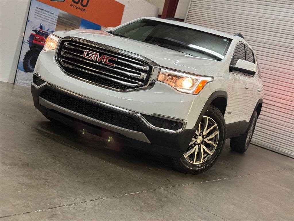 2018 GMC Acadia Image 4