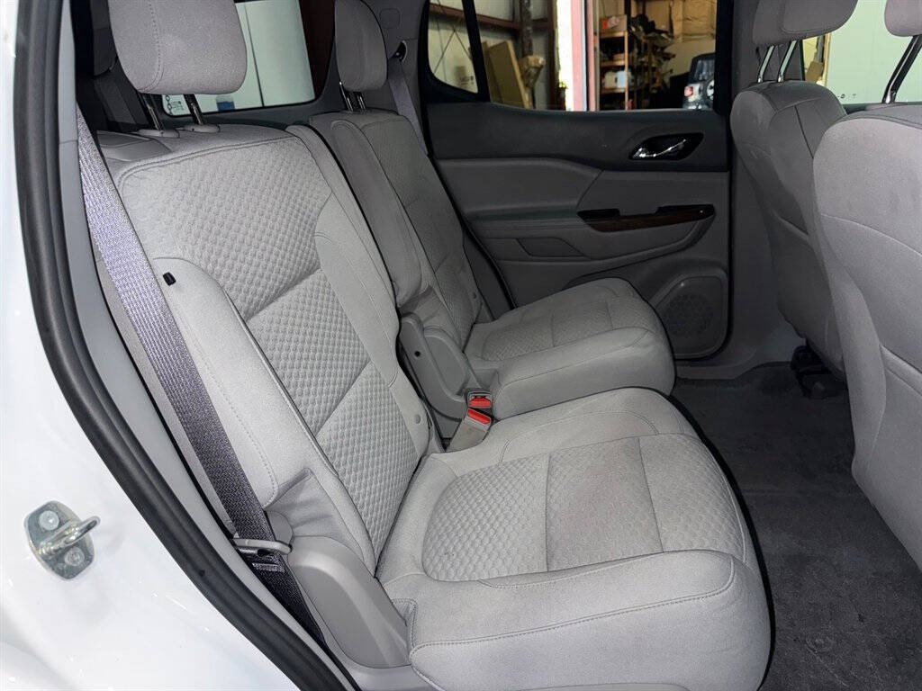 2018 GMC Acadia Image 15