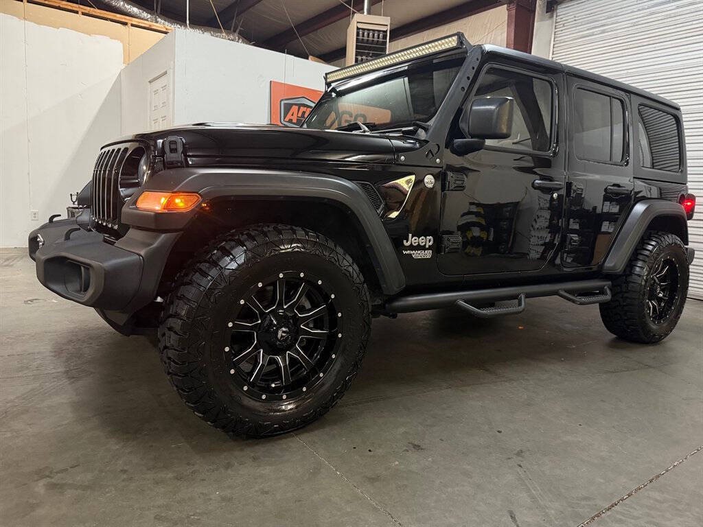 2019 Jeep Wrangler Unlimited Image 6