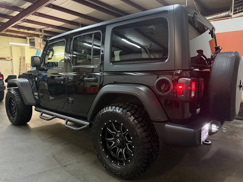 2019 Jeep Wrangler Unlimited Image 11
