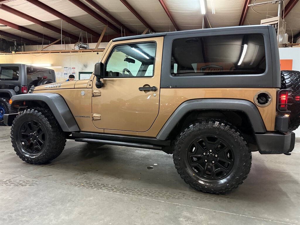 2015 Jeep Wrangler Image 12