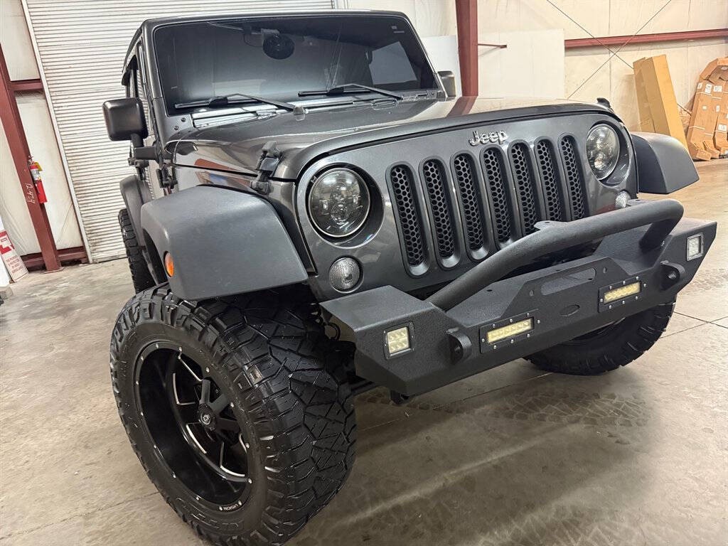 2016 Jeep Wrangler Unlimited Image 2