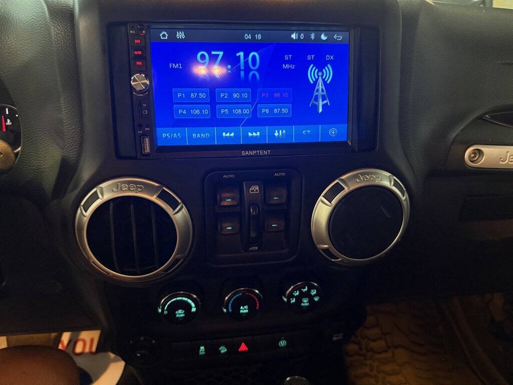 2016 Jeep Wrangler Unlimited Image 13