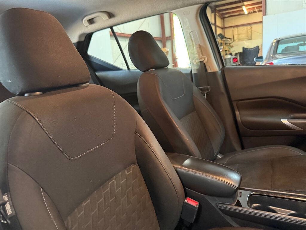 2023 Nissan Kicks Image 18