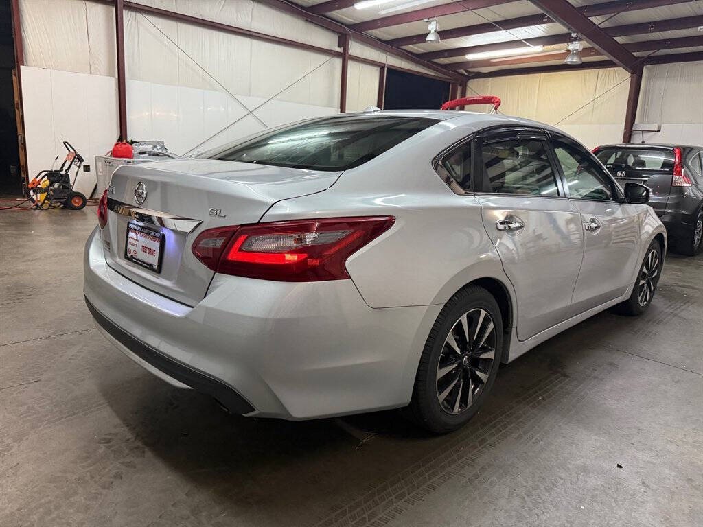 2018 Nissan Altima Image 4