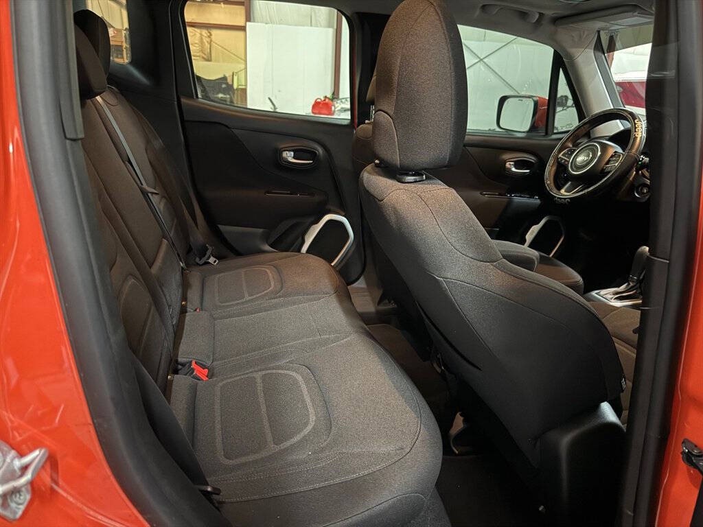 2019 Jeep Renegade Image 15