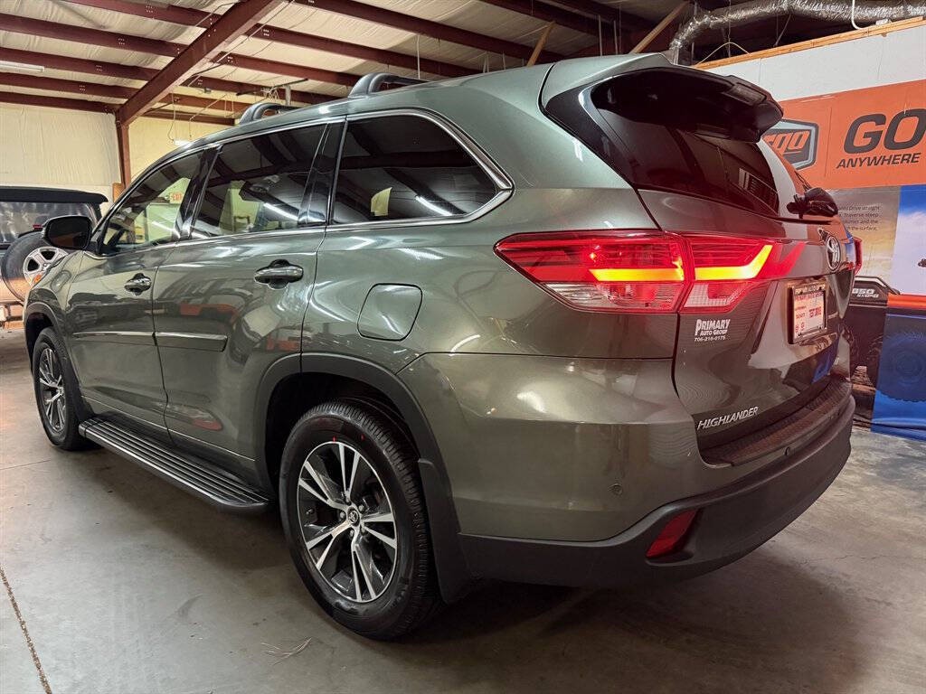 2017 Toyota Highlander Image 6