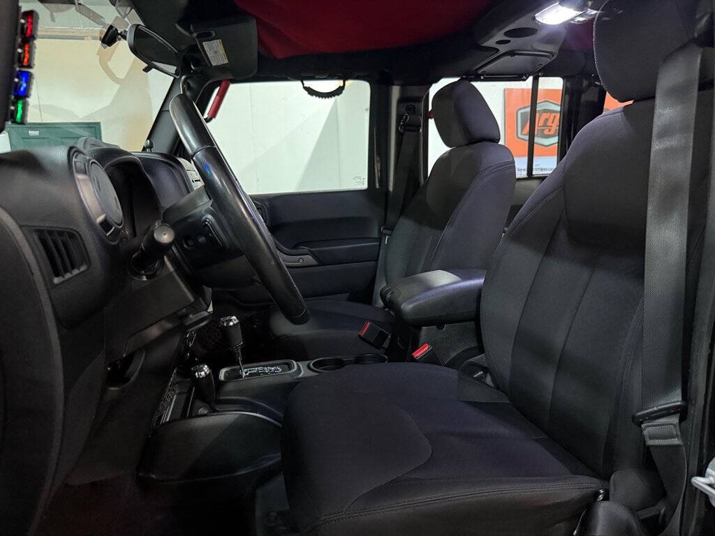 2018 Jeep Wrangler Image 17