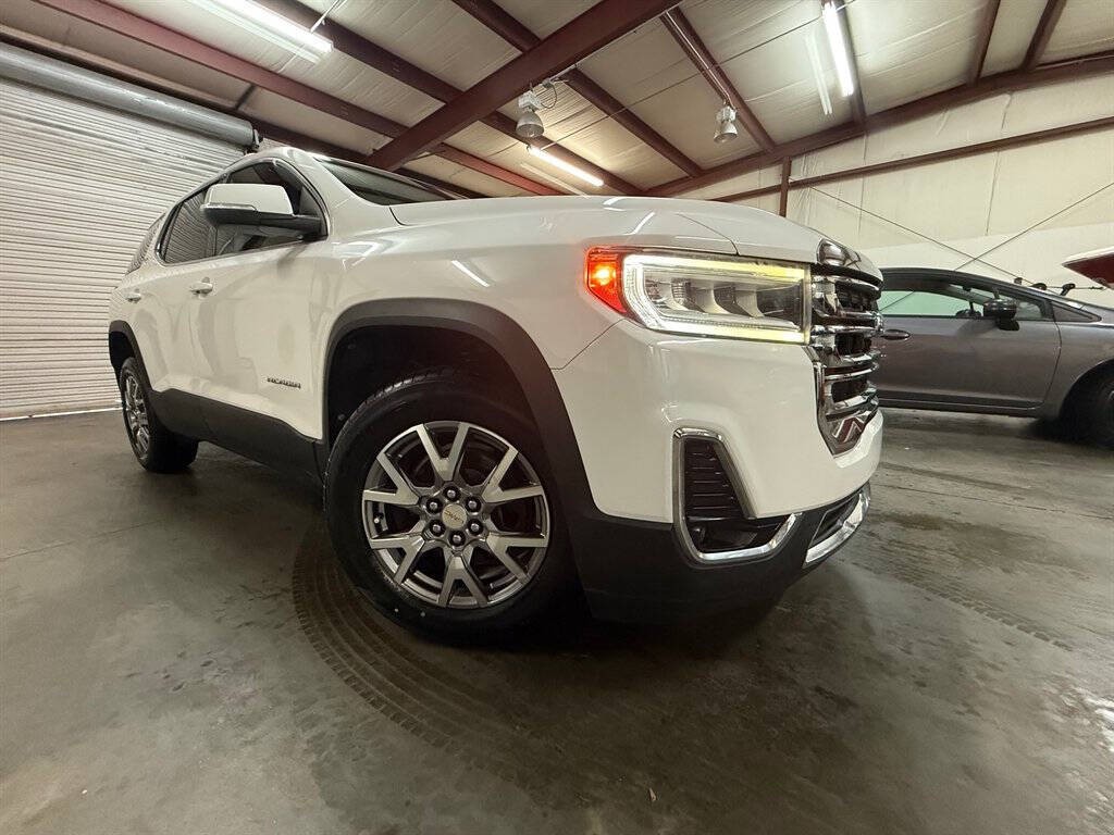 2020 GMC Acadia Image 3