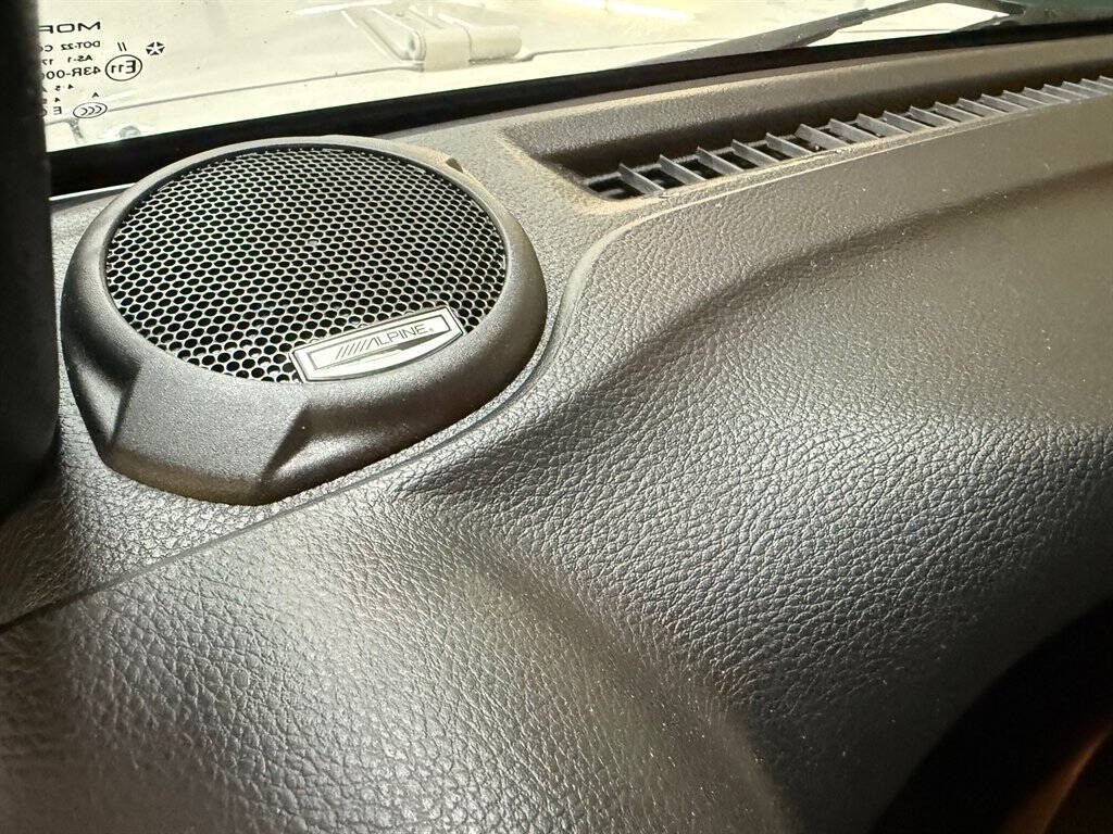 2017 Jeep Wrangler Image 16