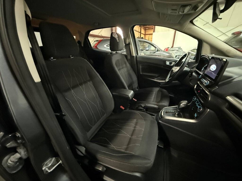 2018 Ford Econoline Image 12