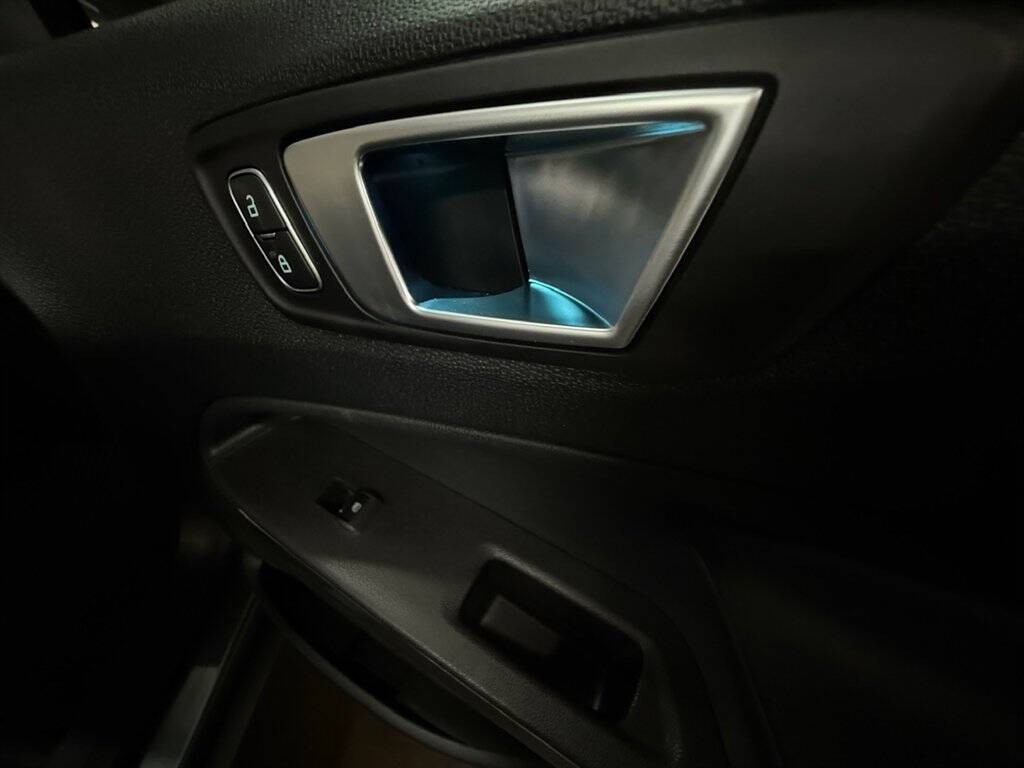 2018 Ford Econoline Image 14