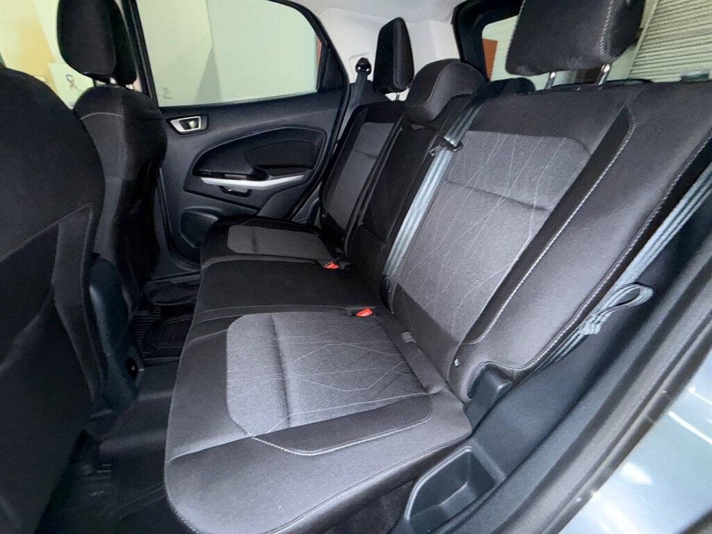 2018 Ford Econoline Image 17