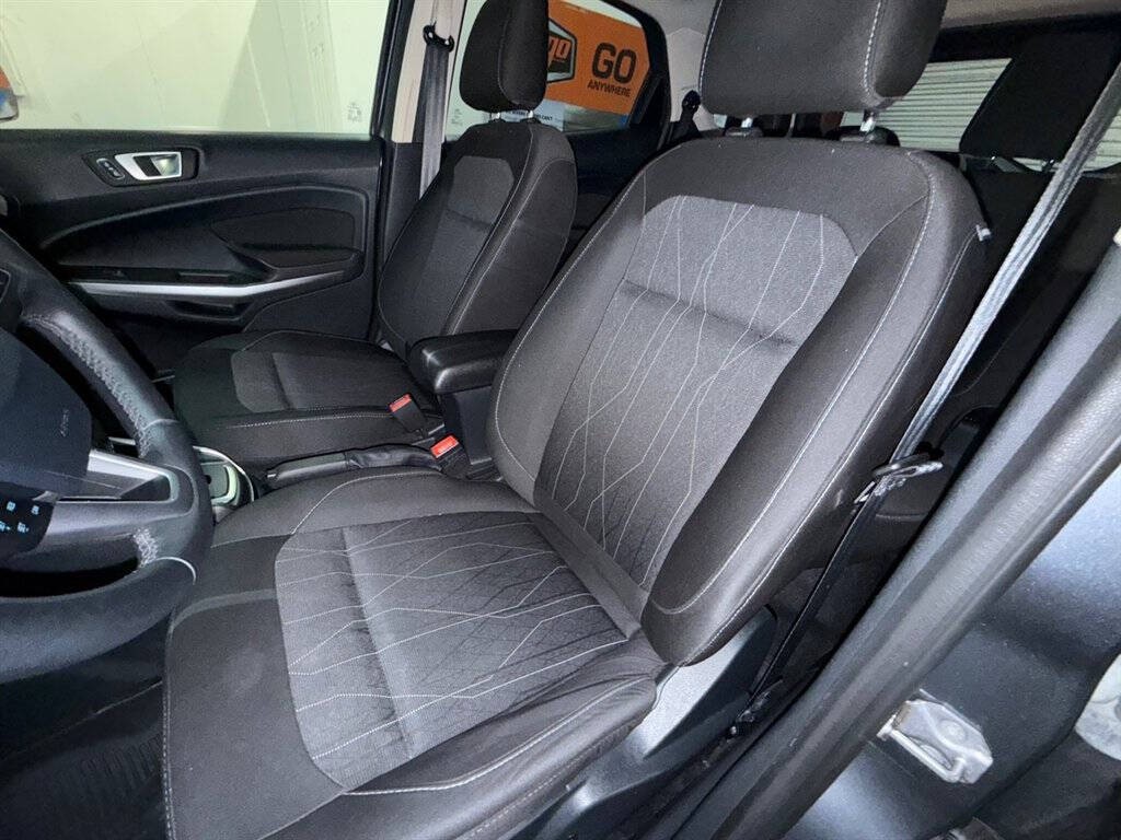 2018 Ford Econoline Image 18