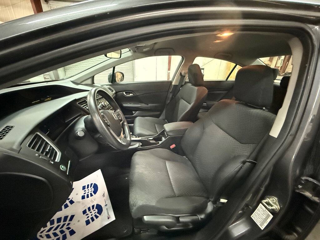 2015 Honda Civic Image 9