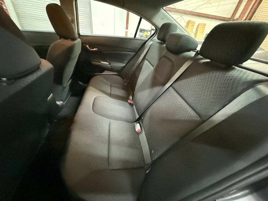 2015 Honda Civic Image 10