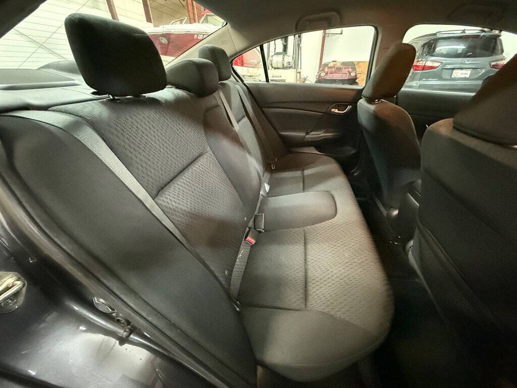 2015 Honda Civic Image 11