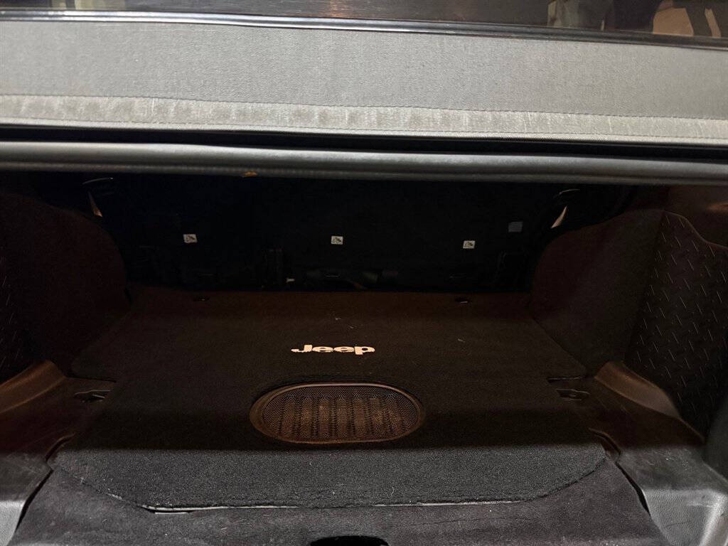 2015 Jeep Wrangler Unlimited Image 15