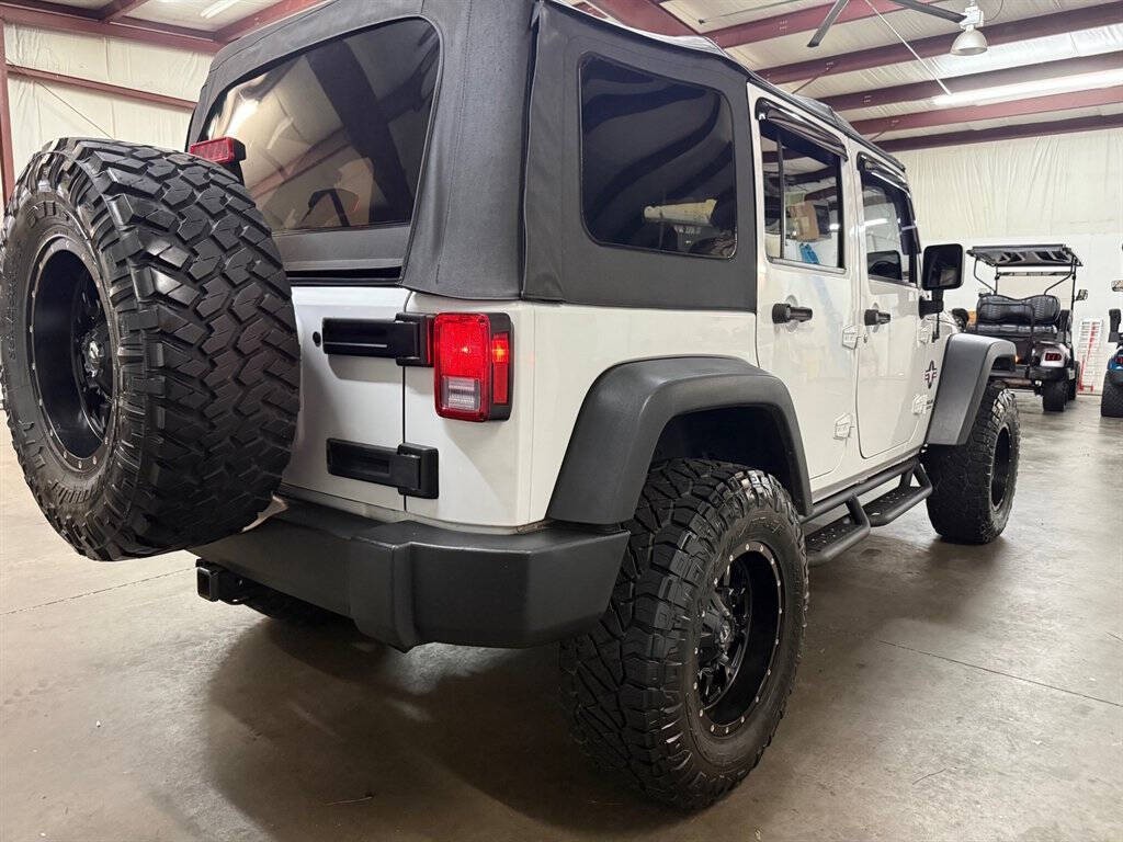 2015 Jeep Wrangler Unlimited Image 17