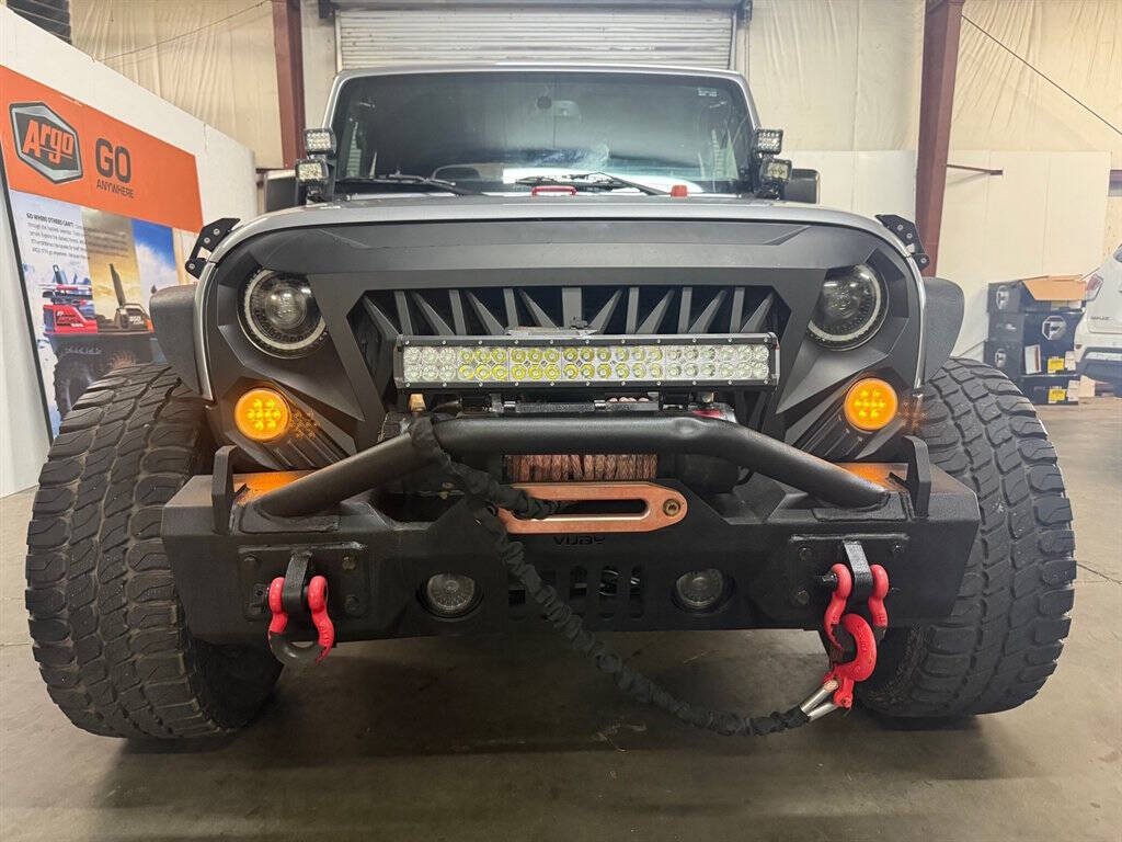 2017 Jeep Wrangler Image 3