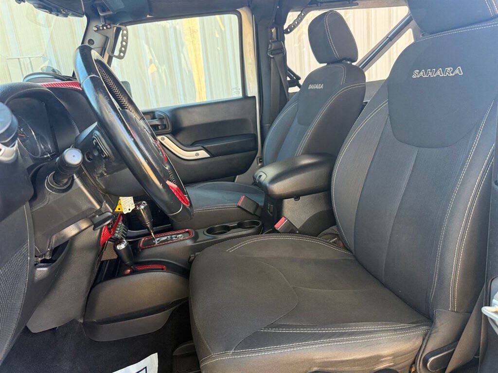 2017 Jeep Wrangler Image 11