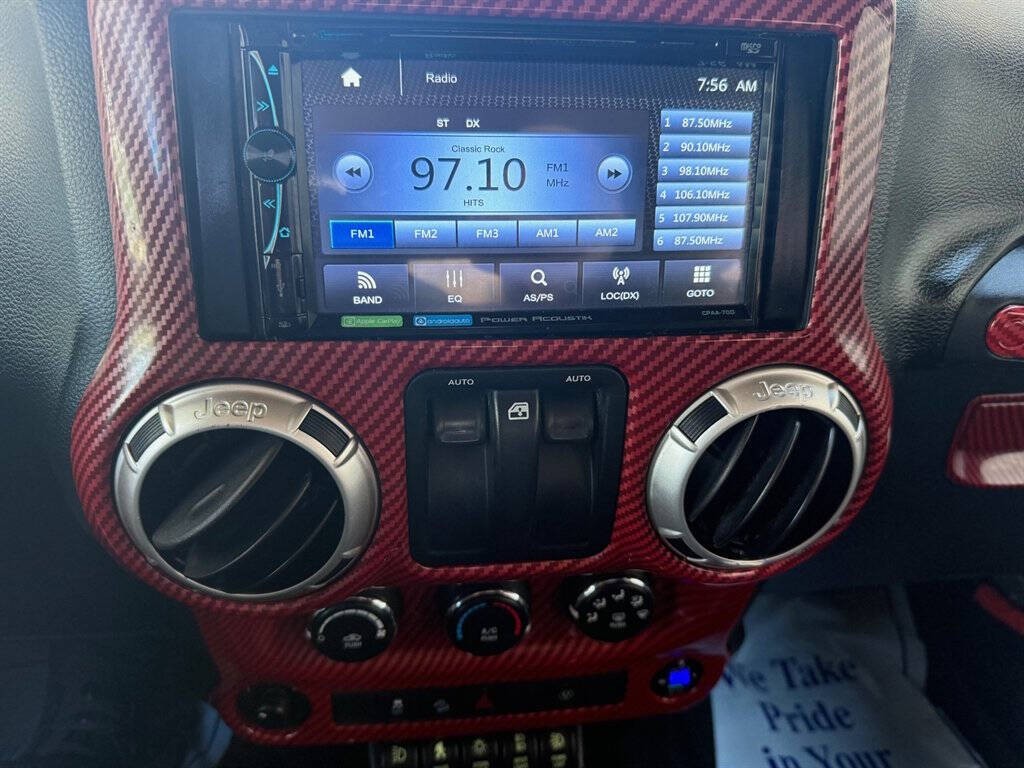 2017 Jeep Wrangler Image 16