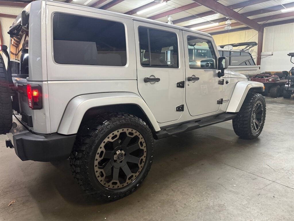 2012 Jeep Wrangler Unlimited Image 3